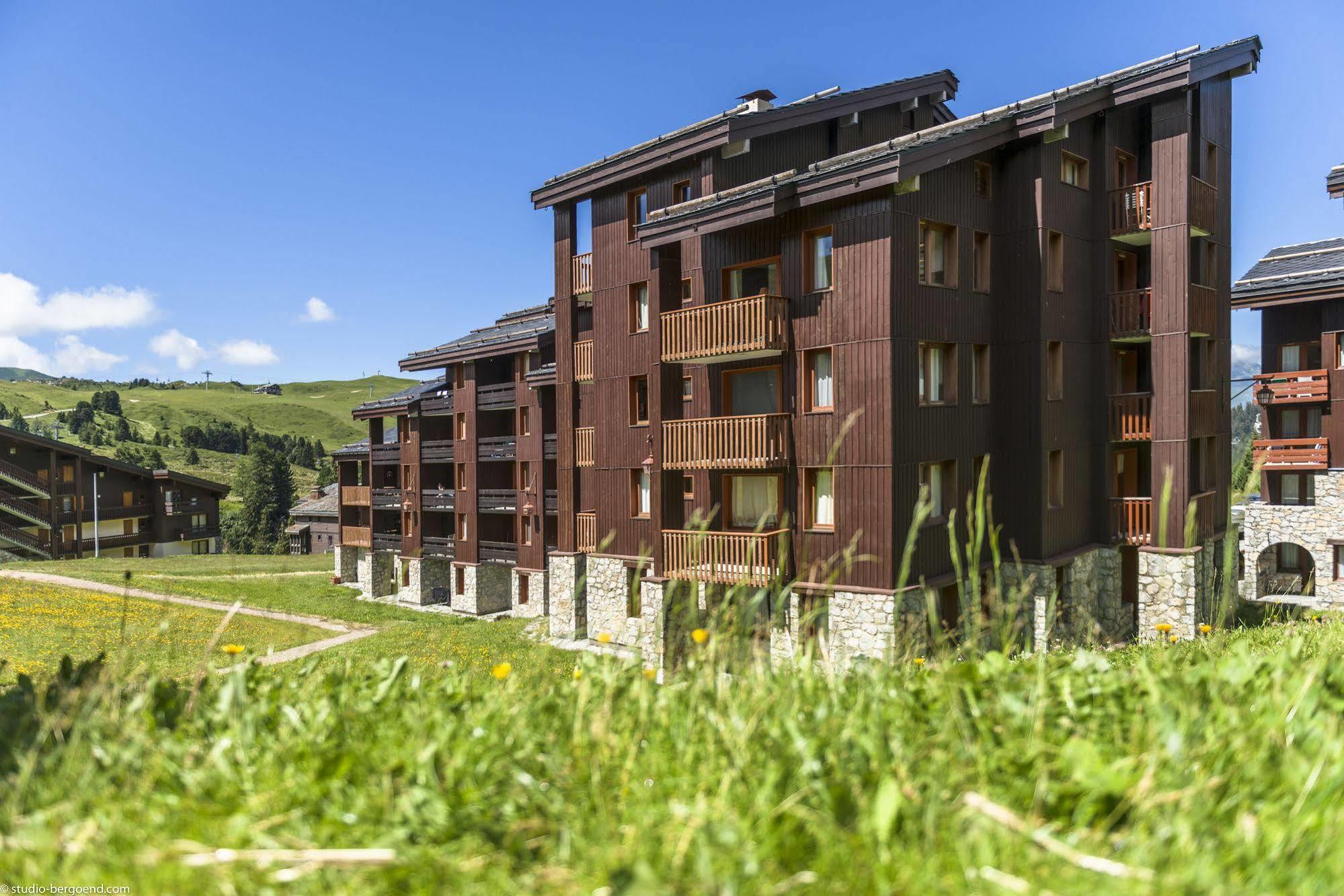 Résidence Pierre&Vacances Les Chalets des Arolles Macot-la-Plagne Esterno foto